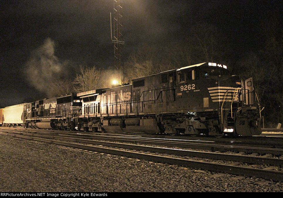 NS C40-9W #9262 on H86